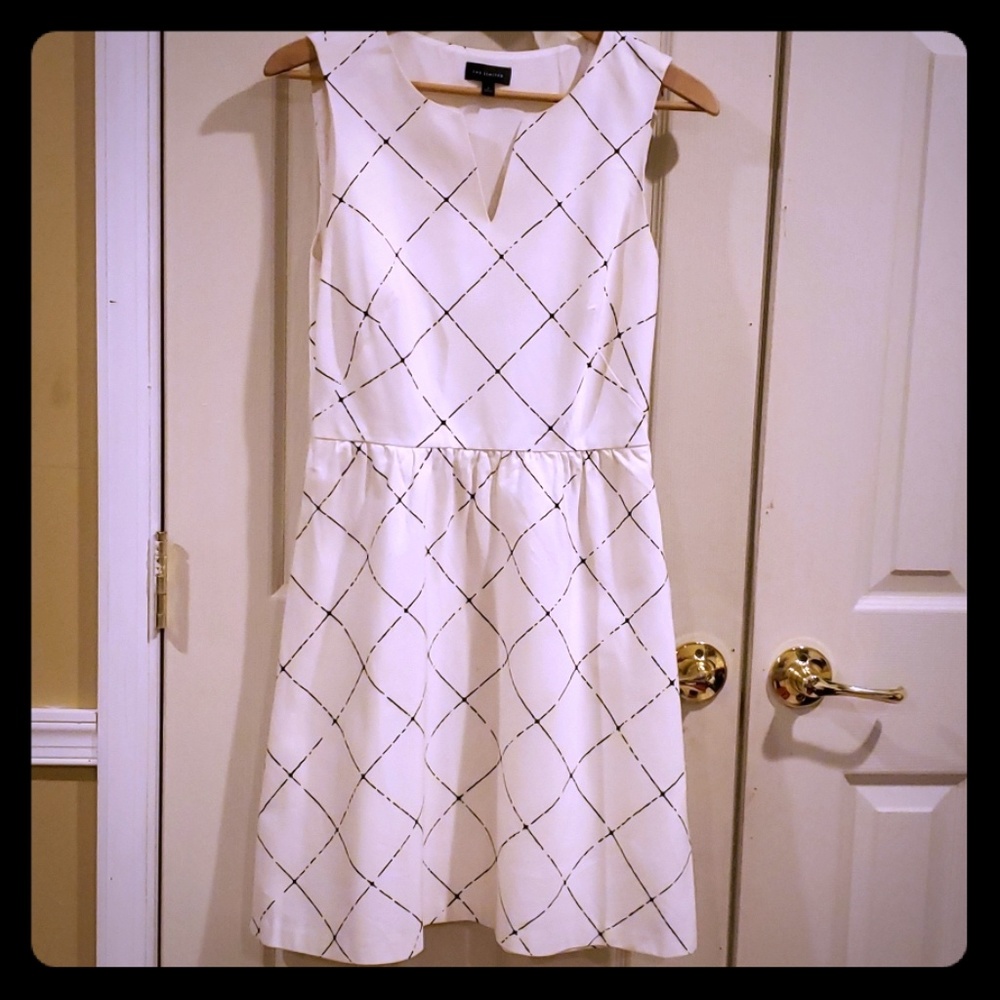 Cute The Limited baby doll dress, size 4